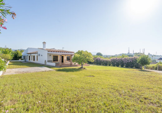 Beautiful, large country villa with beautiful sea views