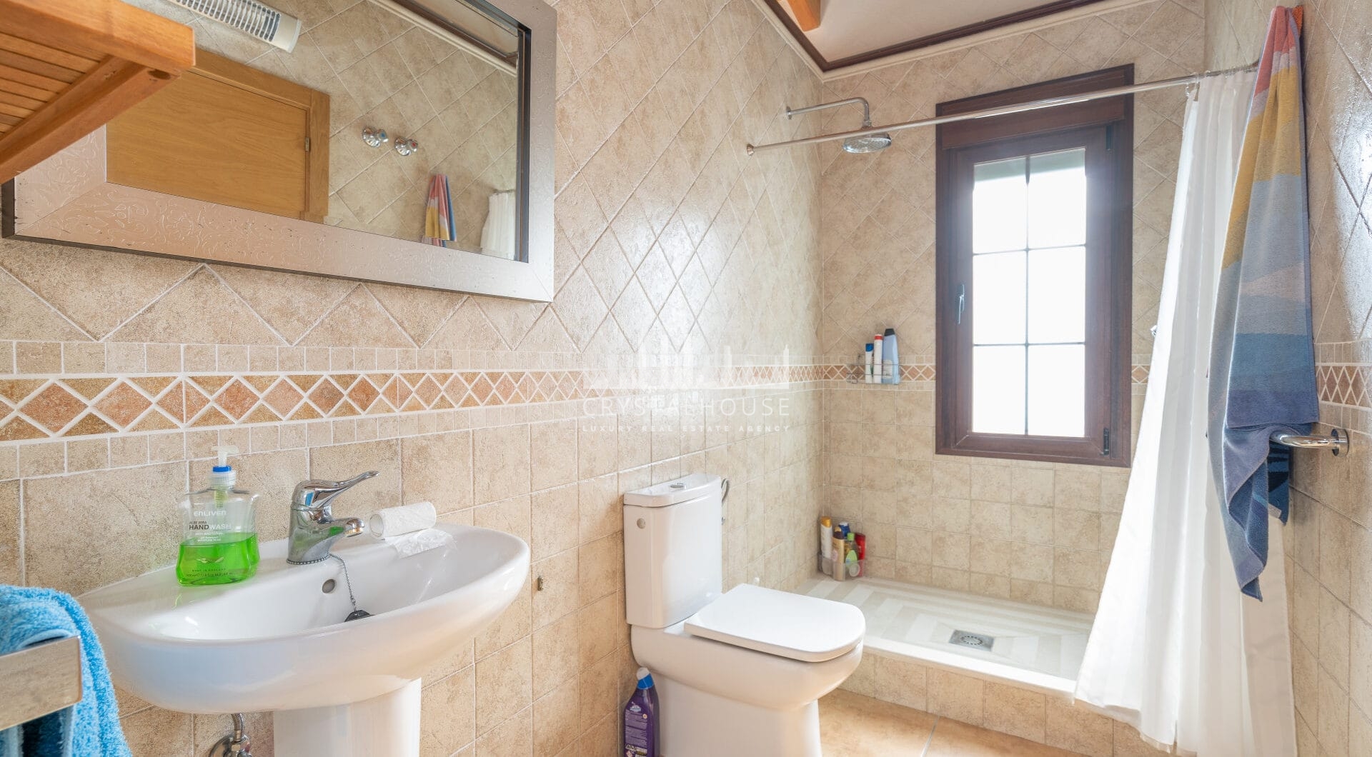 Beautiful, large country villa with beautiful sea views