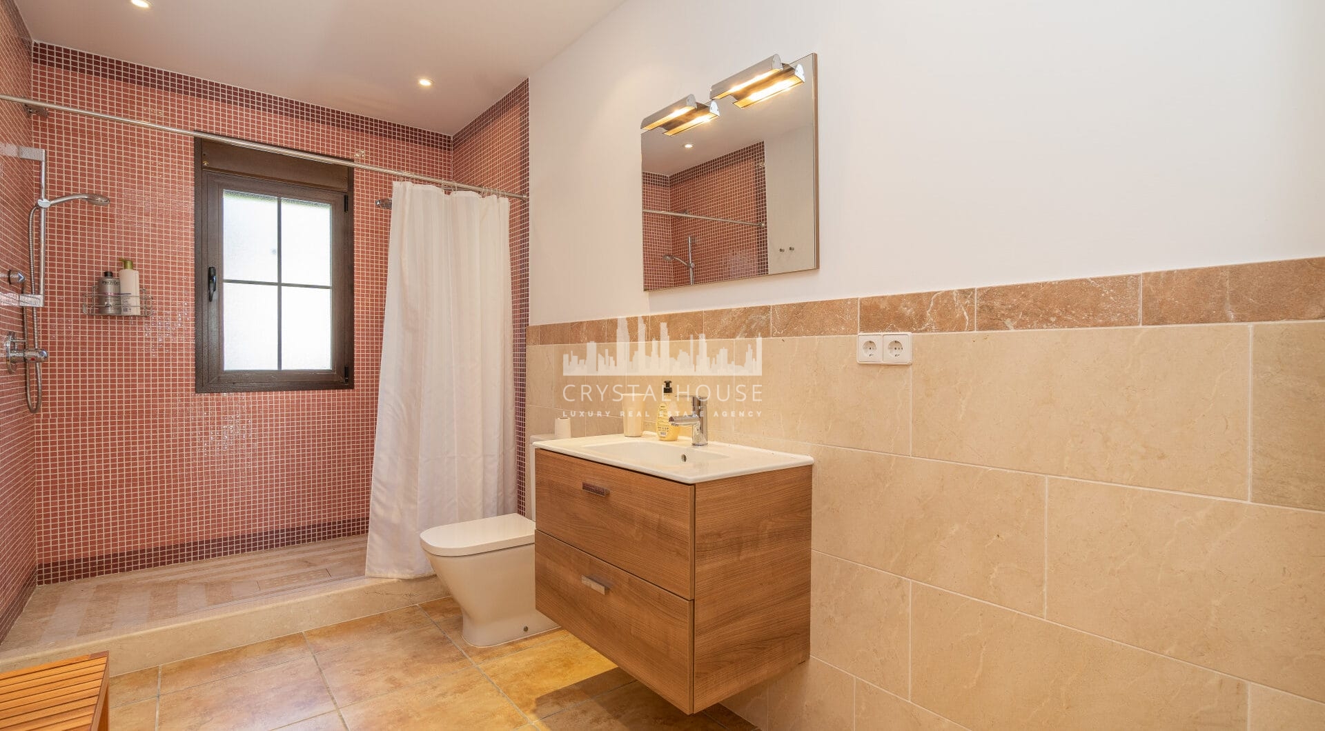 Beautiful, large country villa with beautiful sea views