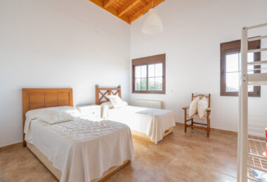 Beautiful, large country villa with beautiful sea views