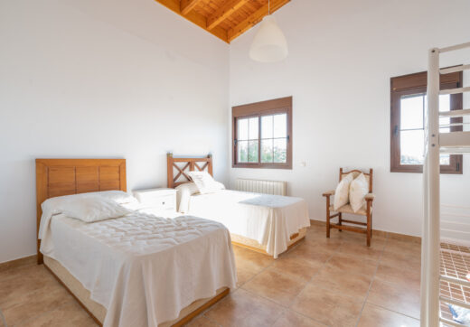 Beautiful, large country villa with beautiful sea views
