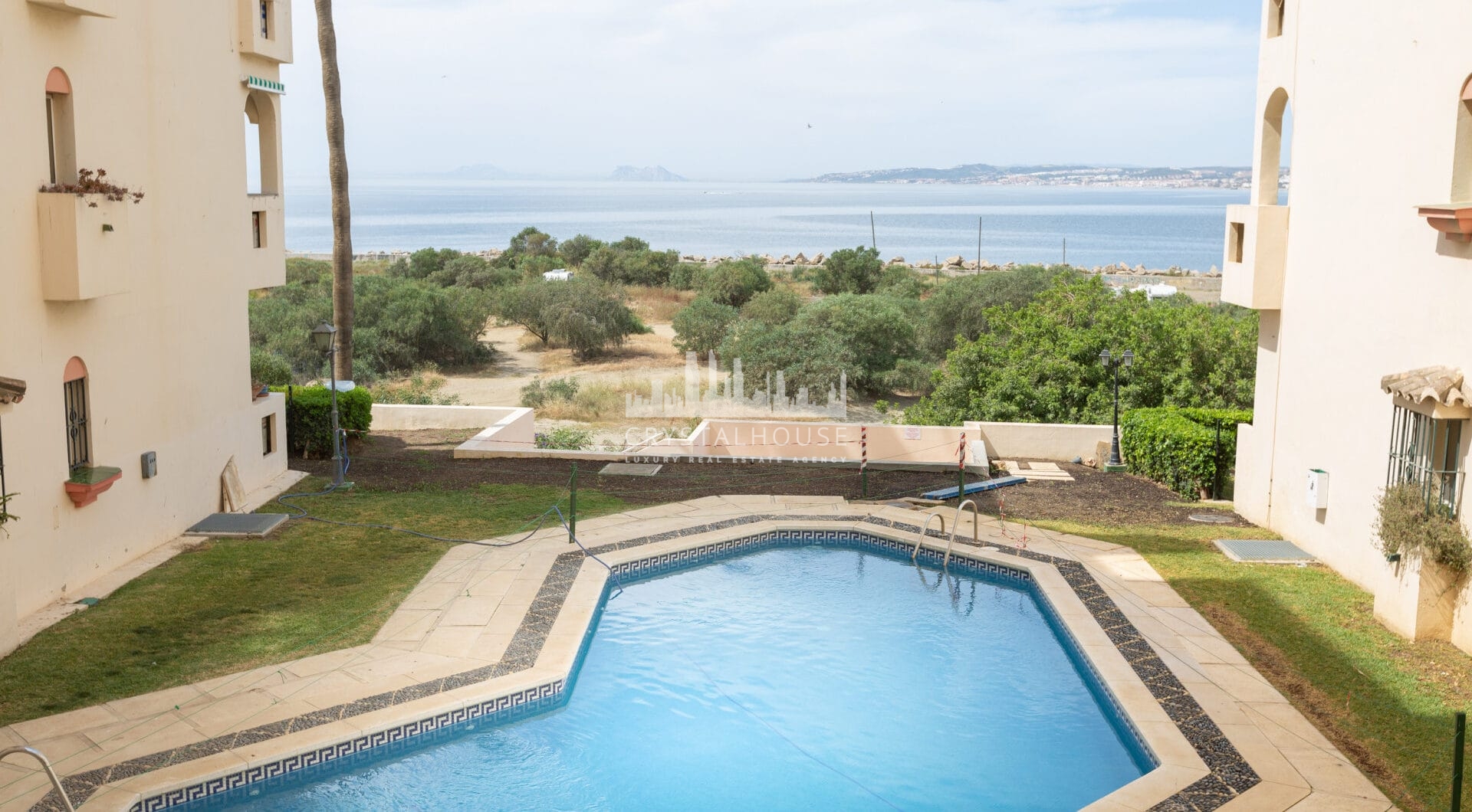 Stunning Renovated Beachfront Studio in Estepona