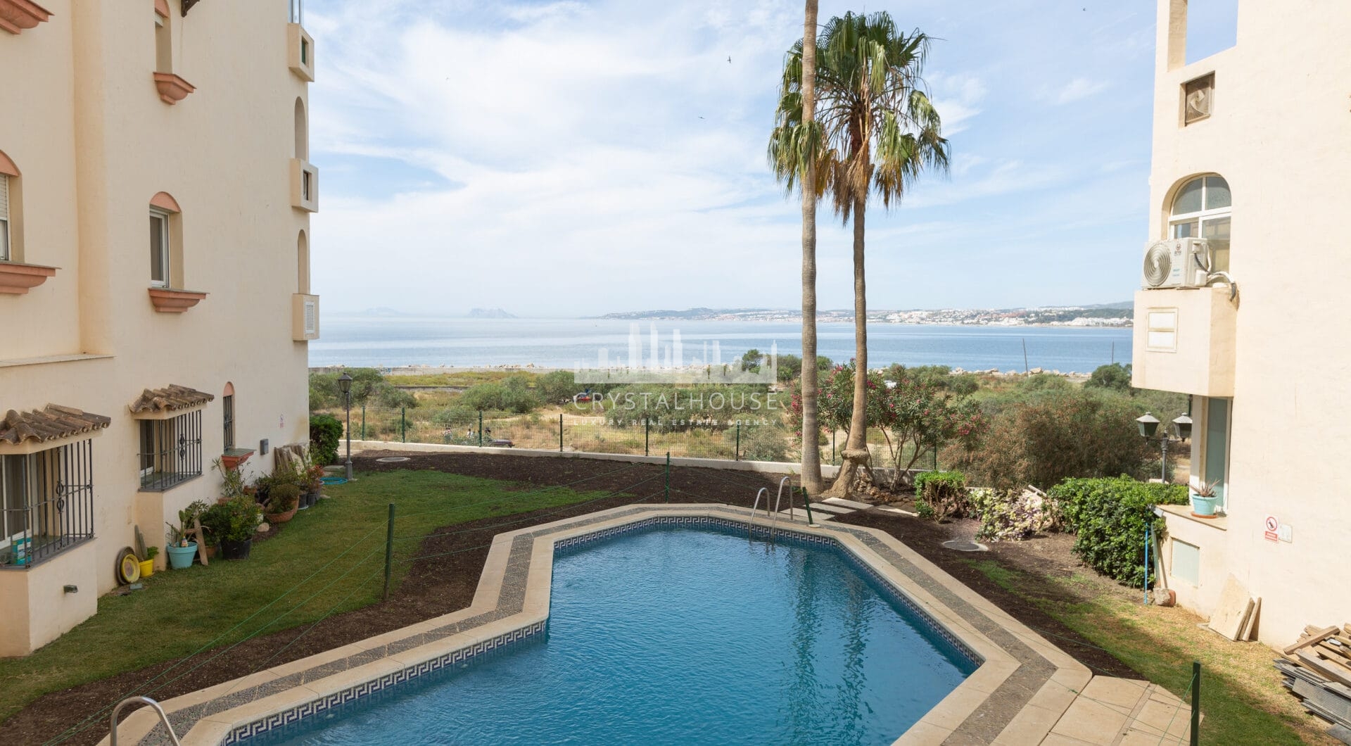 Stunning Renovated Beachfront Studio in Estepona