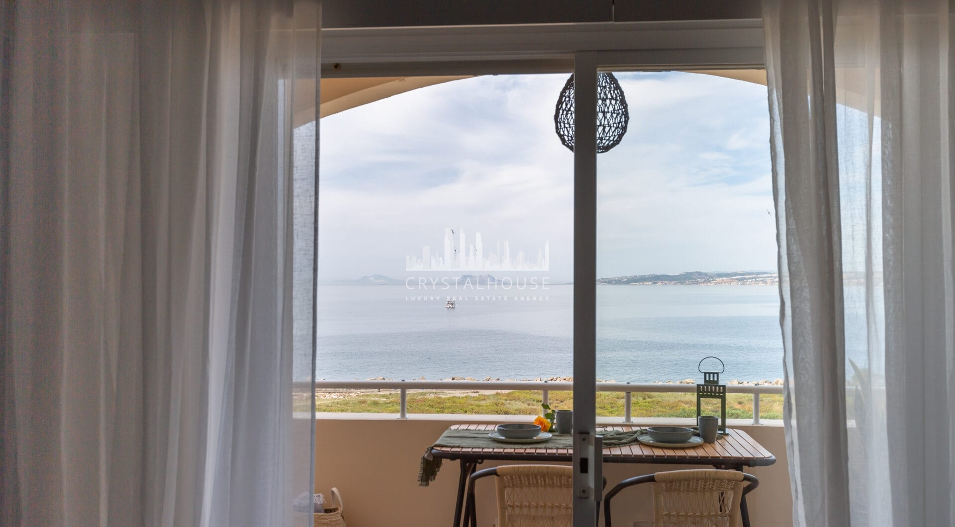Stunning Renovated Beachfront Studio in Estepona