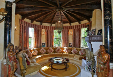 Magnificent mansion in the New Golden Mile