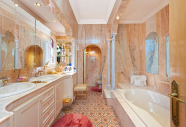 Magnificent mansion in the New Golden Mile