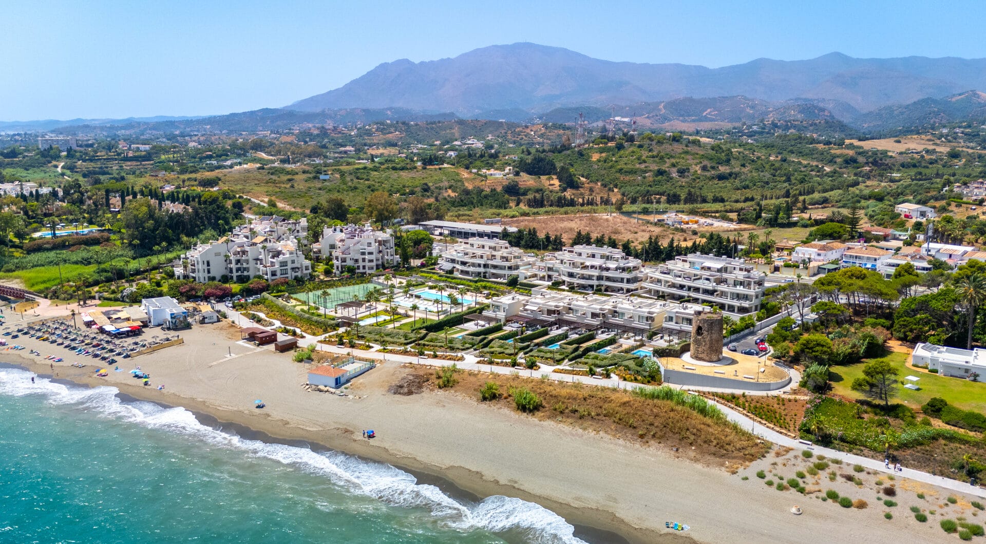 EXCLUSIVE BEACHSIDE TOWNHOUSE WITH PRIVATE POOL AND PANORAMIC SEA VIEWS