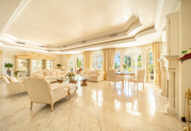 SPECTACULAR PRIVATE ESTATE WITH PANORAMIC VIEWS AND DEVELOPMENT POTENTIAL IN CASCADA DE CAMOJÁN