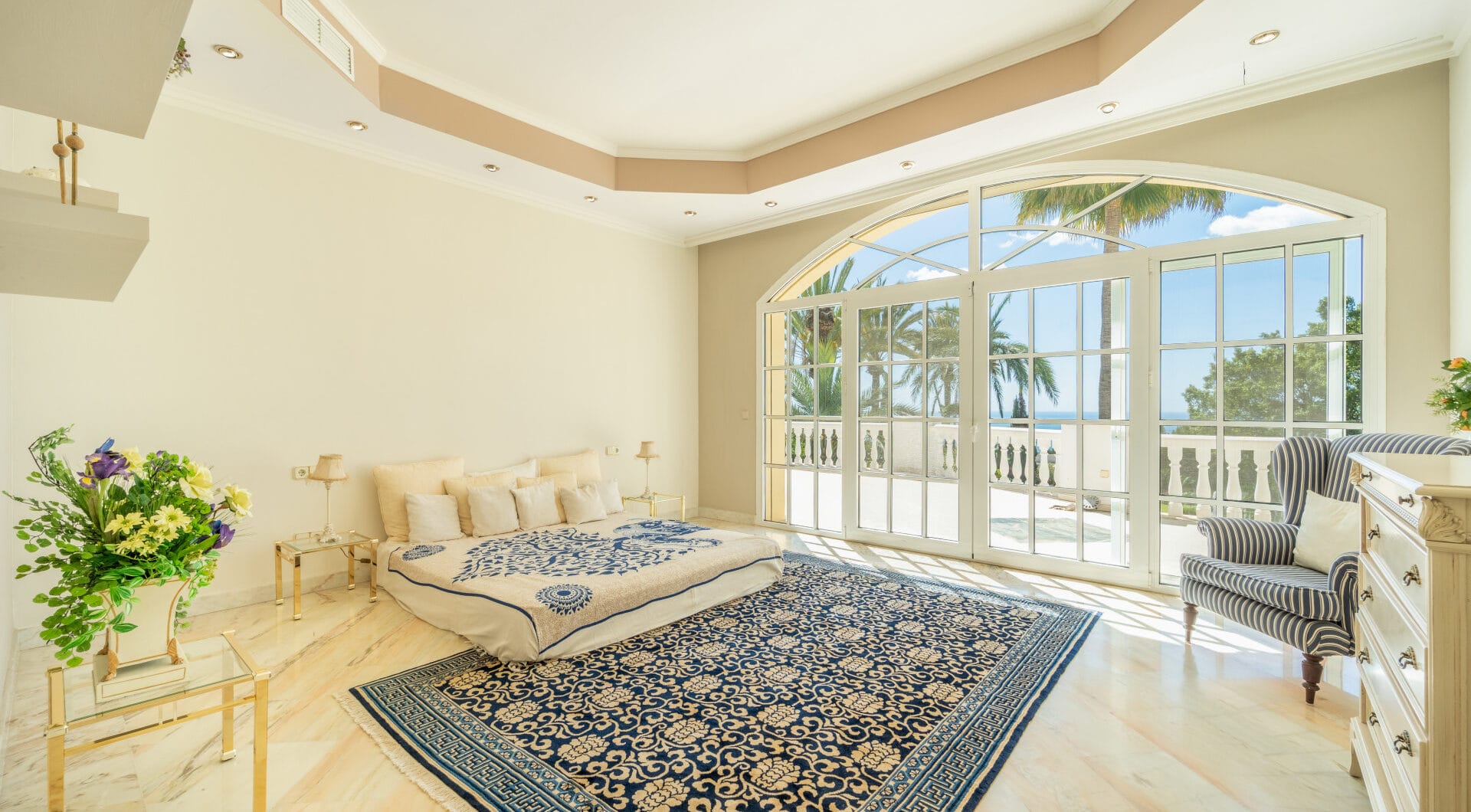 SPECTACULAR PRIVATE ESTATE WITH PANORAMIC VIEWS AND DEVELOPMENT POTENTIAL IN CASCADA DE CAMOJÁN