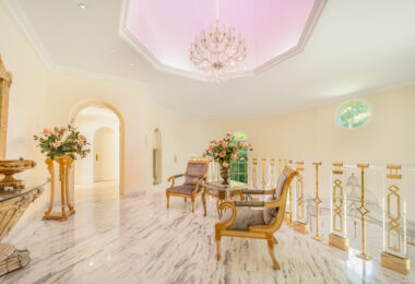 SPECTACULAR PRIVATE ESTATE WITH PANORAMIC VIEWS AND DEVELOPMENT POTENTIAL IN CASCADA DE CAMOJÁN