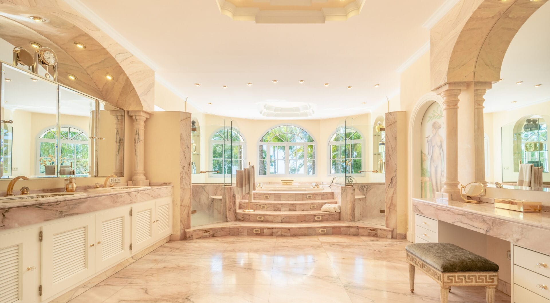SPECTACULAR PRIVATE ESTATE WITH PANORAMIC VIEWS AND DEVELOPMENT POTENTIAL IN CASCADA DE CAMOJÁN