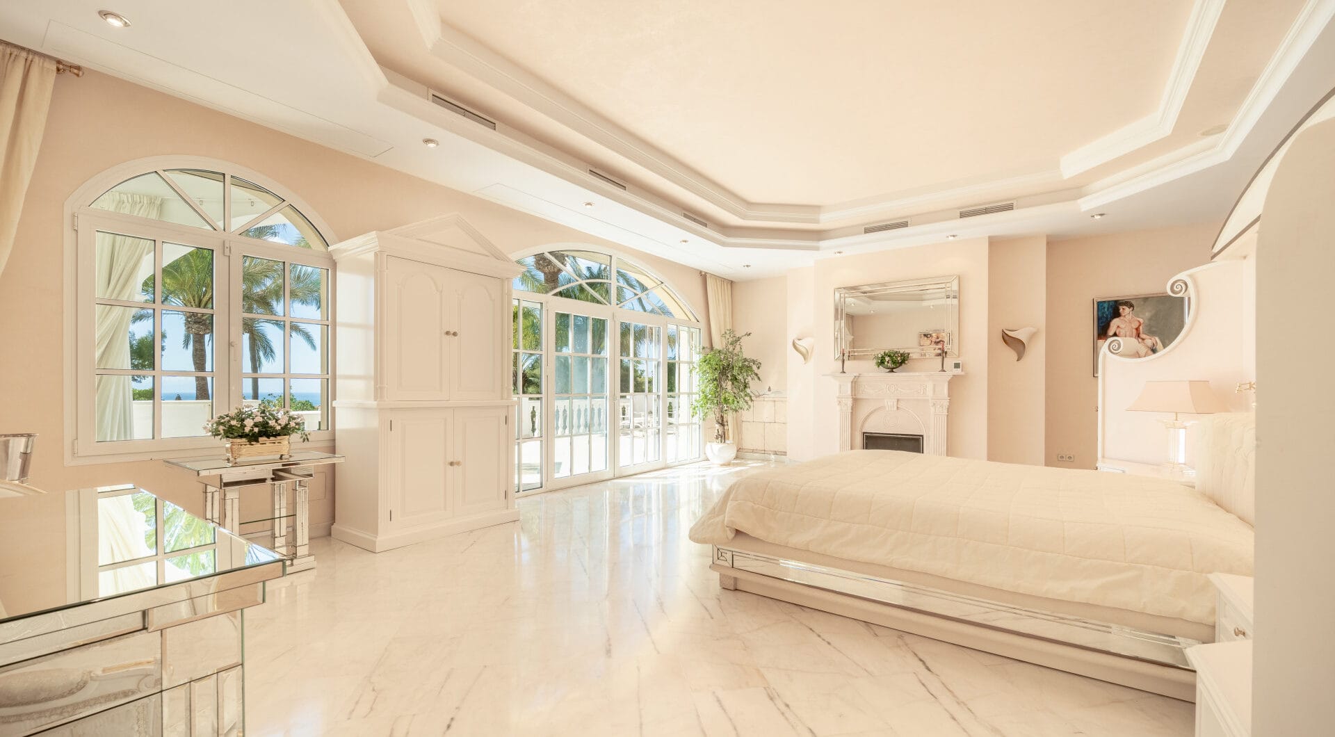 SPECTACULAR PRIVATE ESTATE WITH PANORAMIC VIEWS AND DEVELOPMENT POTENTIAL IN CASCADA DE CAMOJÁN