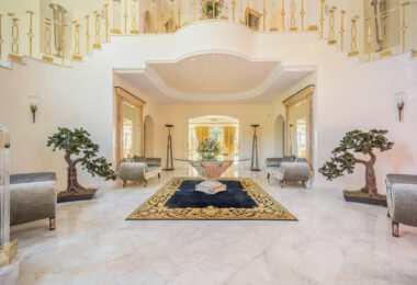 SPECTACULAR PRIVATE ESTATE WITH PANORAMIC VIEWS AND DEVELOPMENT POTENTIAL IN CASCADA DE CAMOJÁN