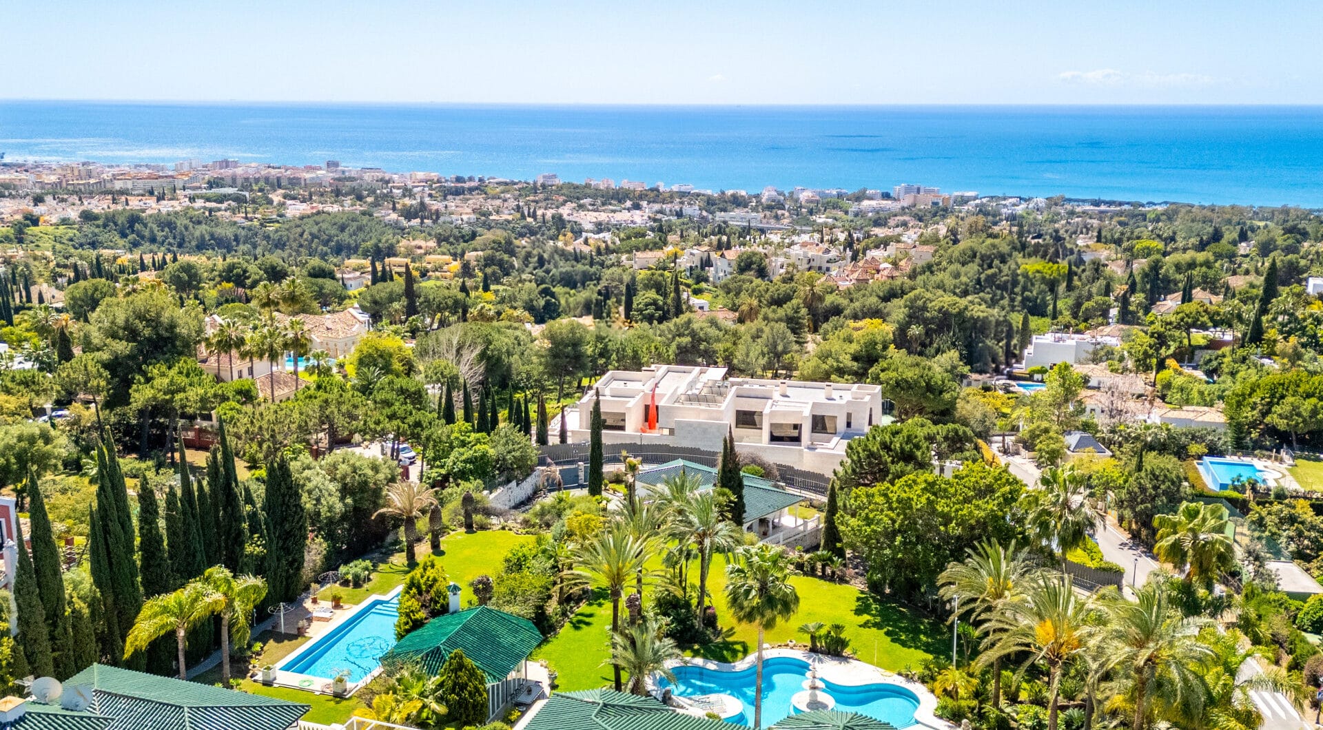 SPECTACULAR PRIVATE ESTATE WITH PANORAMIC VIEWS AND DEVELOPMENT POTENTIAL IN CASCADA DE CAMOJÁN