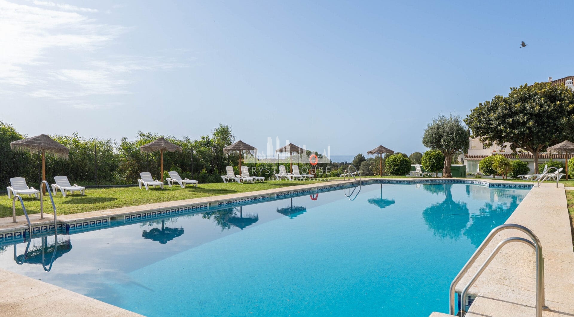 This penthouse represents the best of Marbella living, combining luxury, comfort, and a prime location in one of the most sought-after areas of the Costa del Sol.