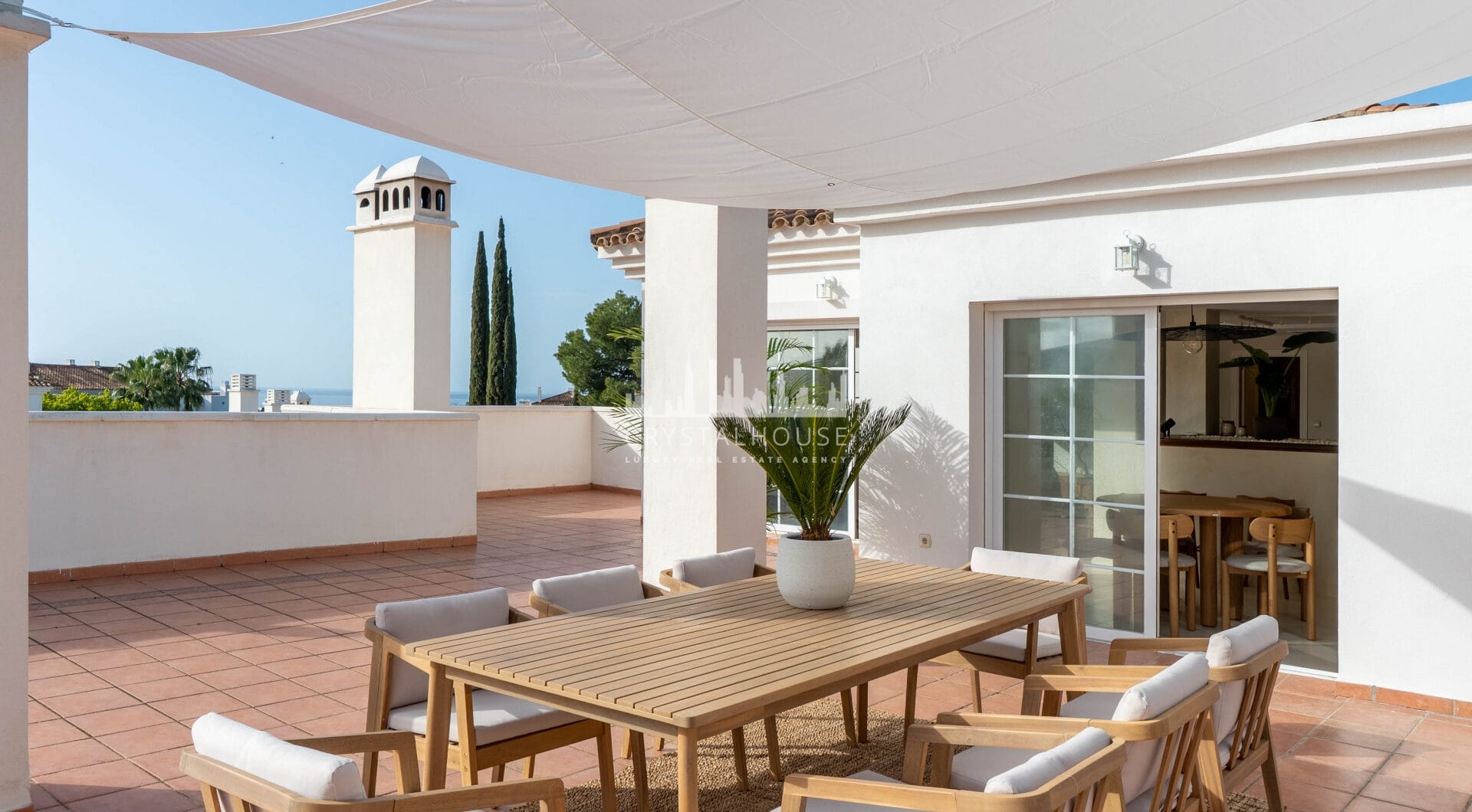 This penthouse represents the best of Marbella living, combining luxury, comfort, and a prime location in one of the most sought-after areas of the Costa del Sol.