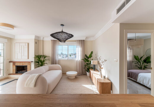 This penthouse represents the best of Marbella living, combining luxury, comfort, and a prime location in one of the most sought-after areas of the Costa del Sol.