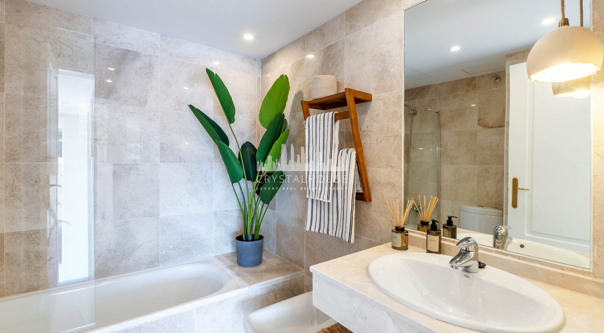 This penthouse represents the best of Marbella living, combining luxury, comfort, and a prime location in one of the most sought-after areas of the Costa del Sol.