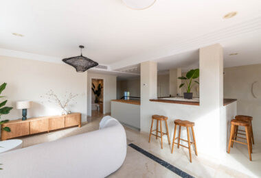 This penthouse represents the best of Marbella living, combining luxury, comfort, and a prime location in one of the most sought-after areas of the Costa del Sol.