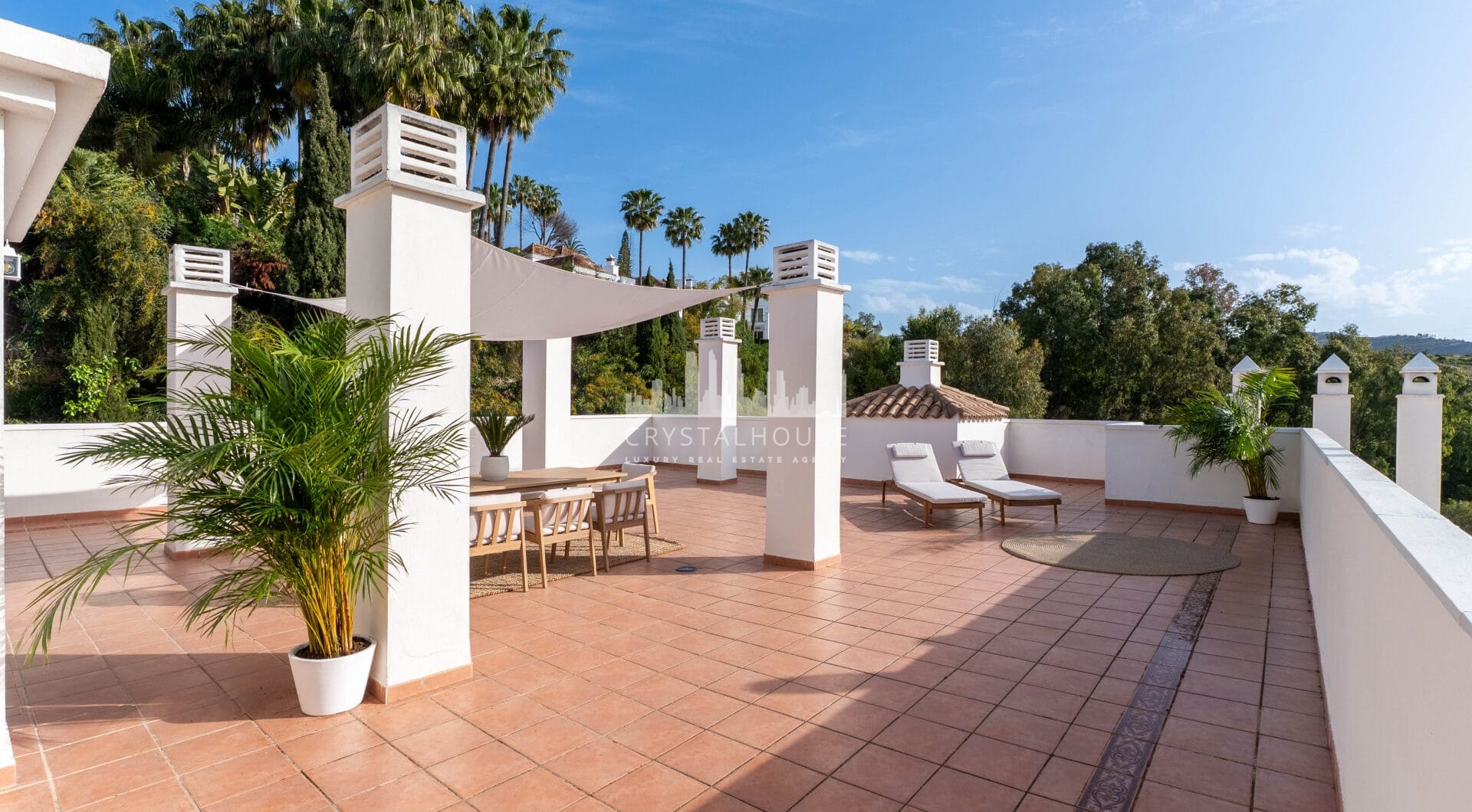 This penthouse represents the best of Marbella living, combining luxury, comfort, and a prime location in one of the most sought-after areas of the Costa del Sol.