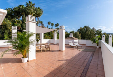 This penthouse represents the best of Marbella living, combining luxury, comfort, and a prime location in one of the most sought-after areas of the Costa del Sol.