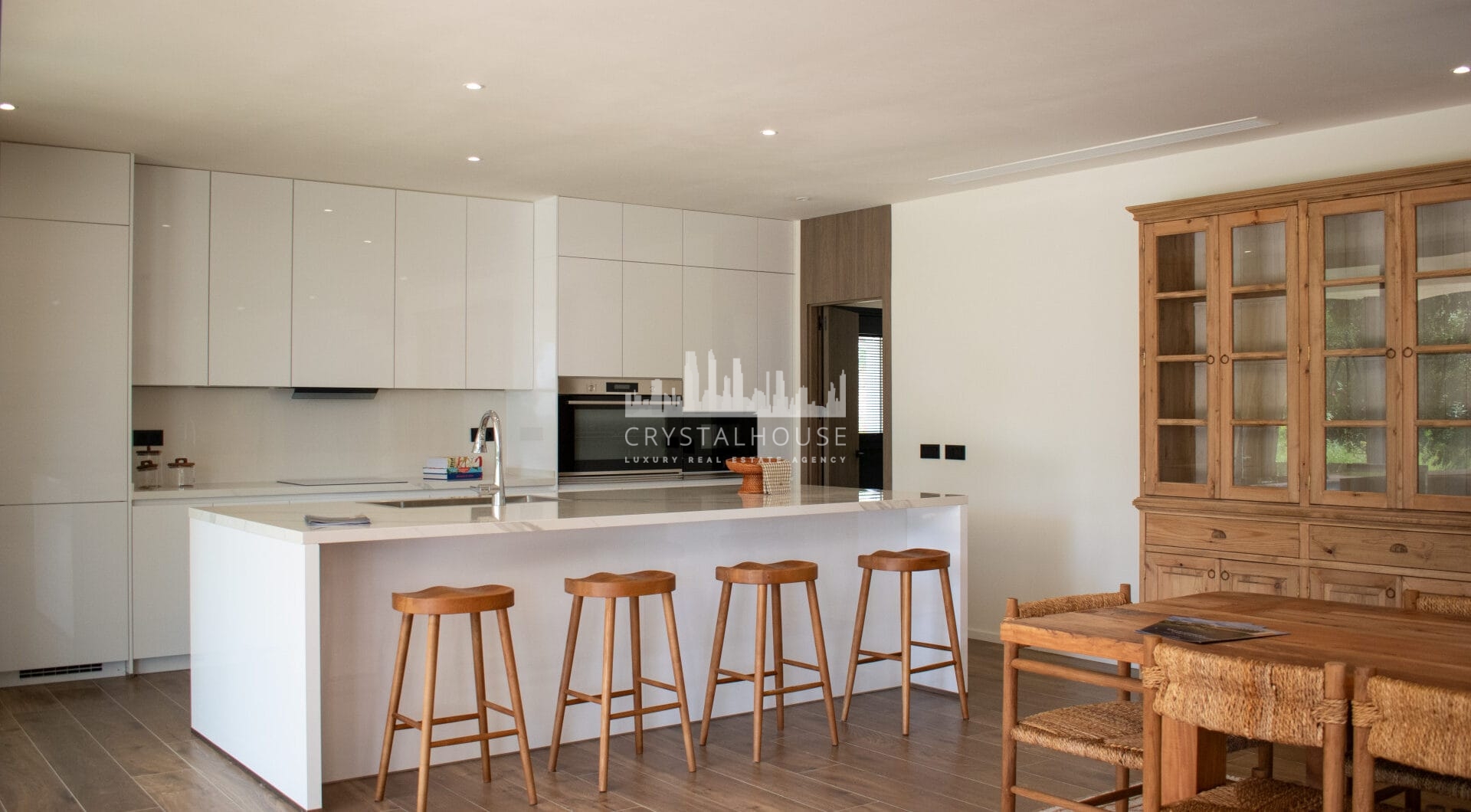 Villa KOA by Lago Architects: New Built Villa for Sale in Sotogrande Costa