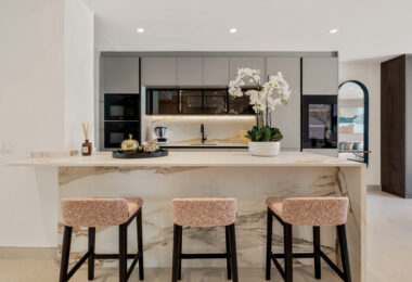 Elegant Beachfront Apartment in Los Monteros Palm Beach – Marbella