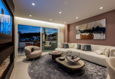 Frontline Beach Apartment with Sea &amp; Golf Views – Los Monteros Palm Beach