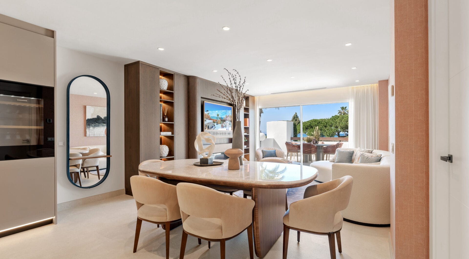 Frontline Beach Apartment with Sea &amp; Golf Views – Los Monteros Palm Beach
