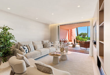 Beachfront Ground-Floor Apartment with Private Terrace in Menara Beach, Estepona