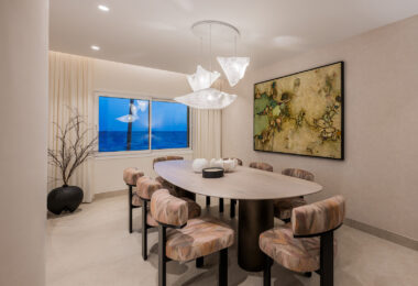 Elegant 3-Bedroom Beachfront Apartment in Rio Real Playa, Marbella