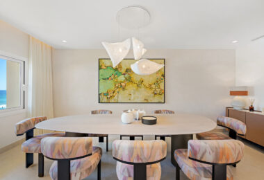 Elegant 3-Bedroom Beachfront Apartment in Rio Real Playa, Marbella