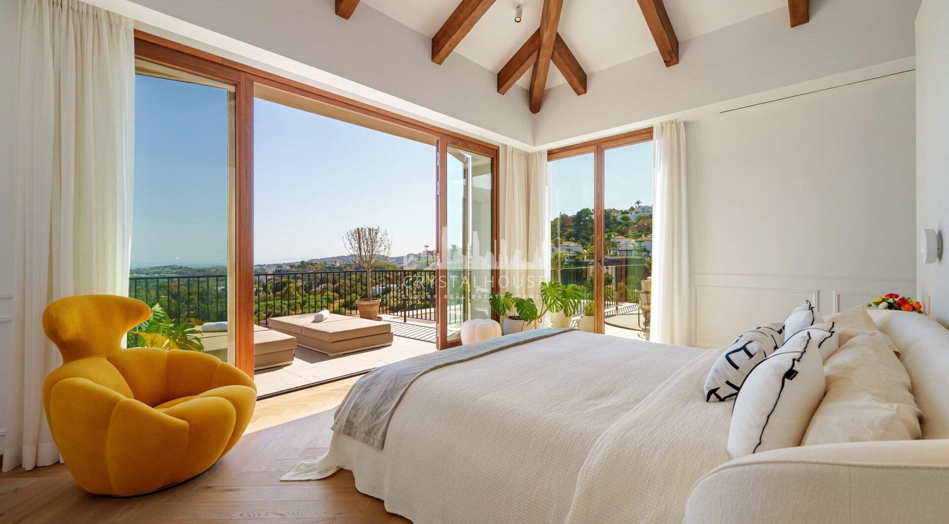 Villa Cina occupies a privileged position within The Hills, La Quinta