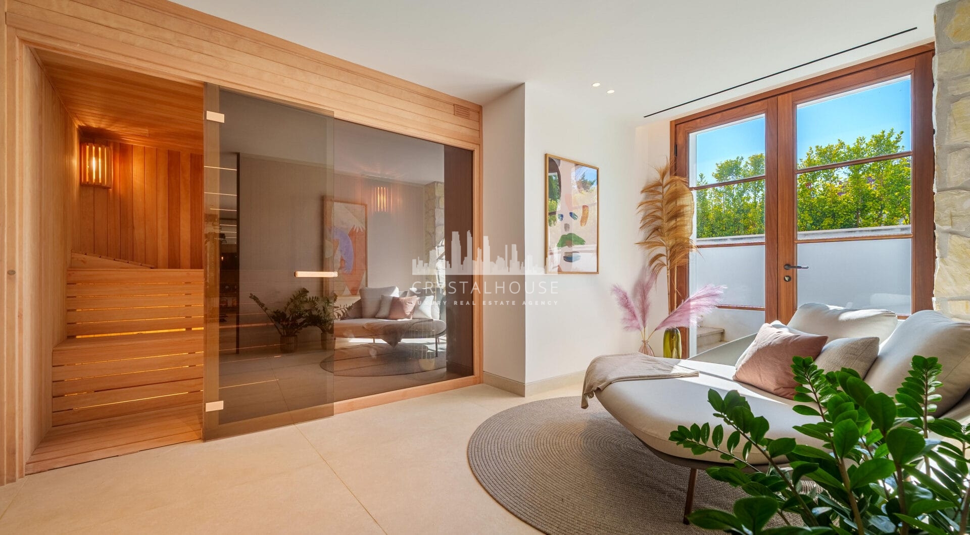 Villa Cina occupies a privileged position within The Hills, La Quinta