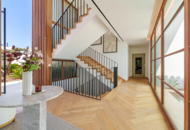 Villa Cina occupies a privileged position within The Hills, La Quinta