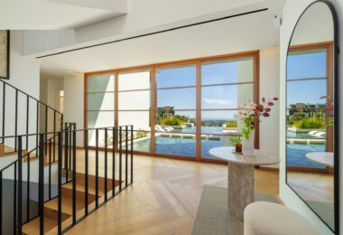 Villa Cina occupies a privileged position within The Hills, La Quinta
