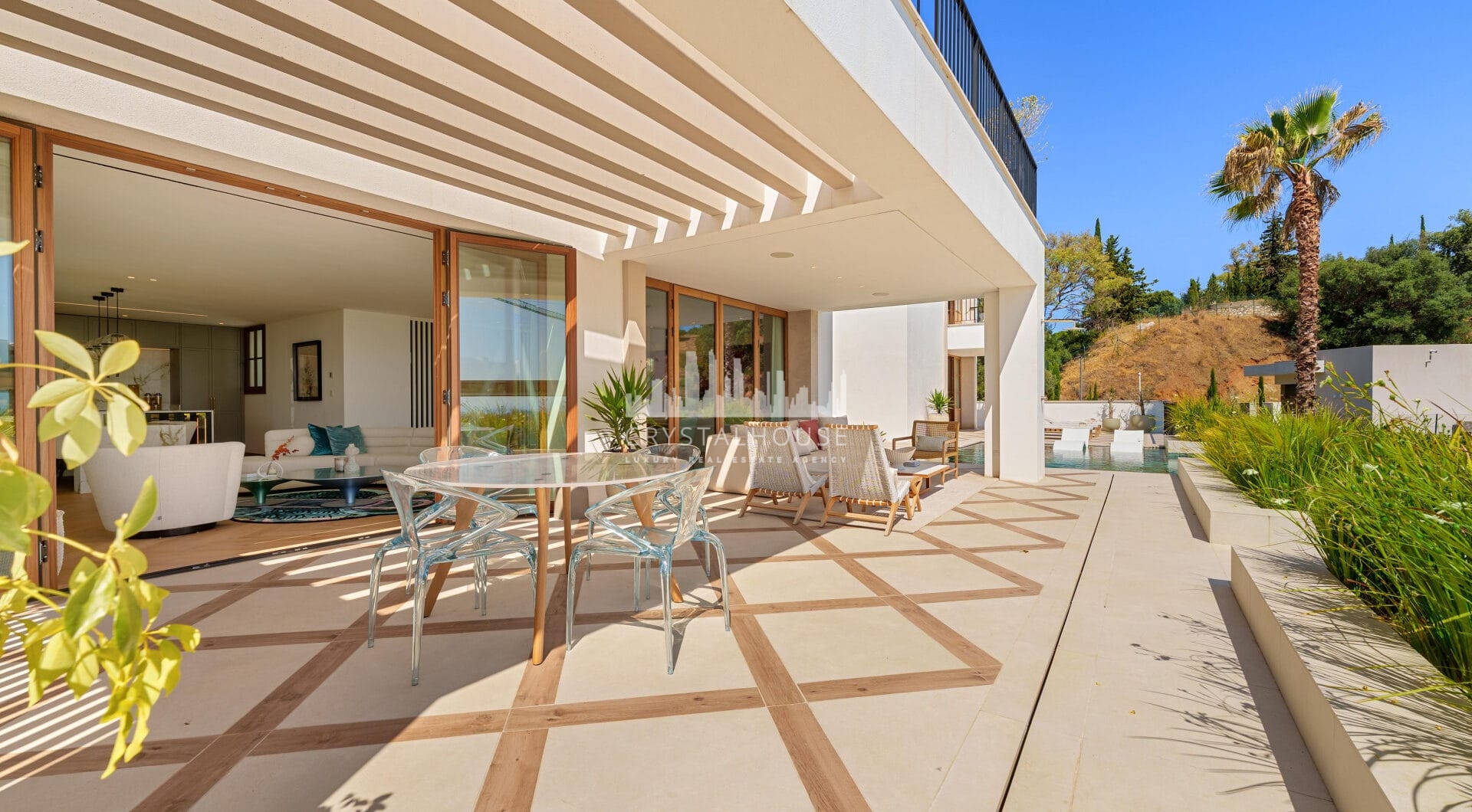 Villa Cina occupies a privileged position within The Hills, La Quinta