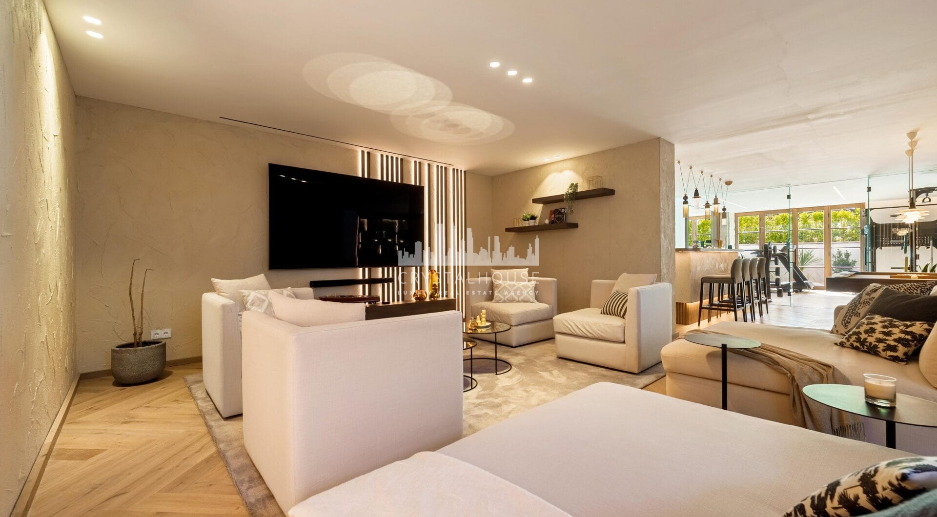 Villa Cina occupies a privileged position within The Hills, La Quinta