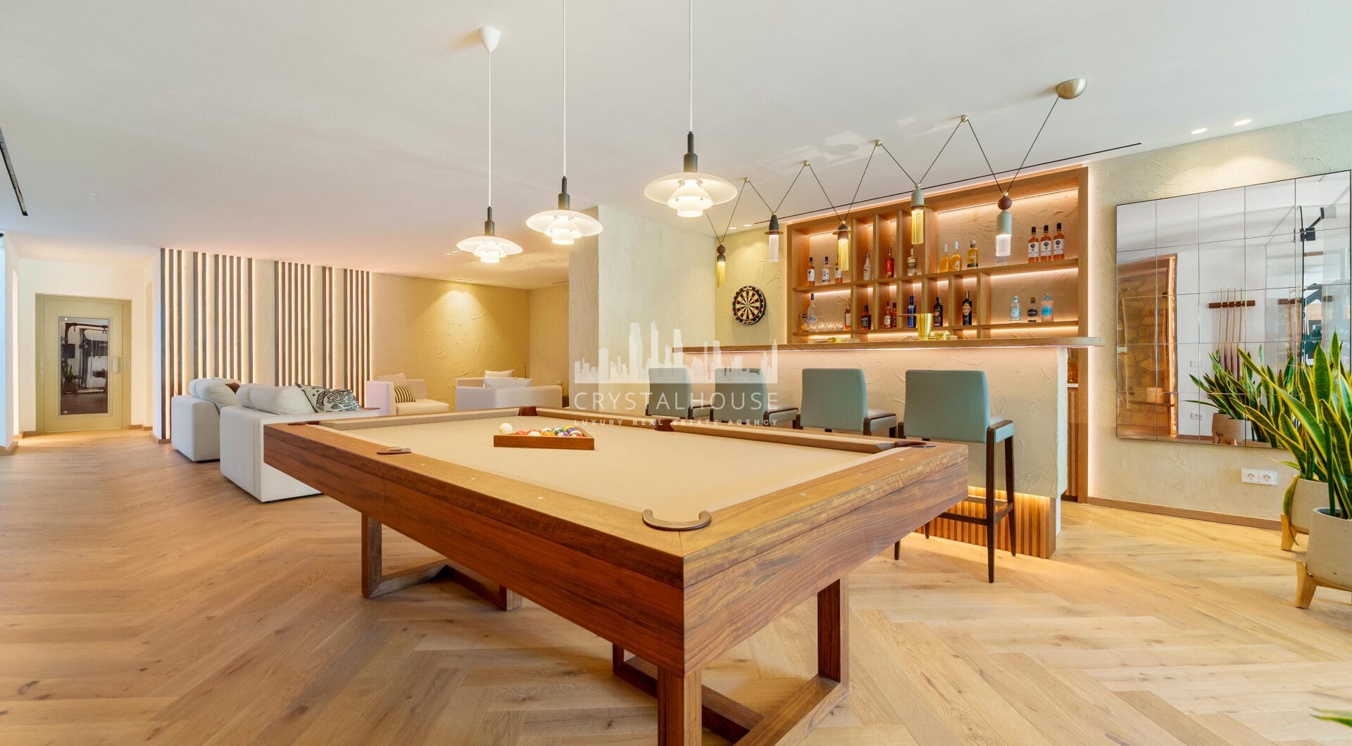 Villa Cina occupies a privileged position within The Hills, La Quinta