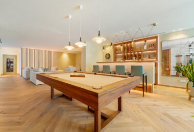 Villa Cina occupies a privileged position within The Hills, La Quinta