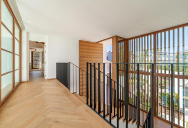 Villa Cina occupies a privileged position within The Hills, La Quinta