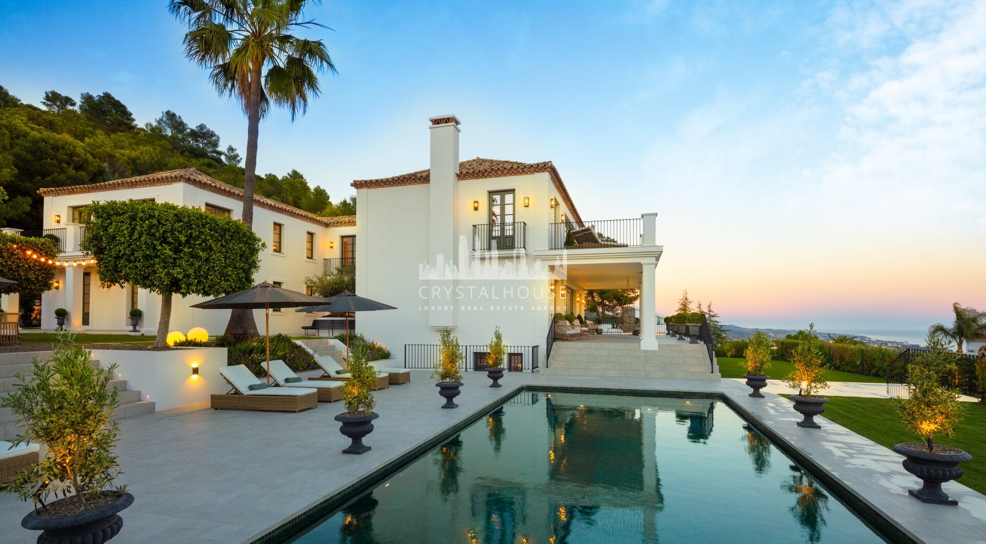 Panoramic Sea &amp; Mountain View Luxury Villa in Sierra Blanca