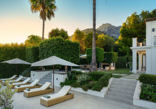 Panoramic Sea &amp; Mountain View Luxury Villa in Sierra Blanca