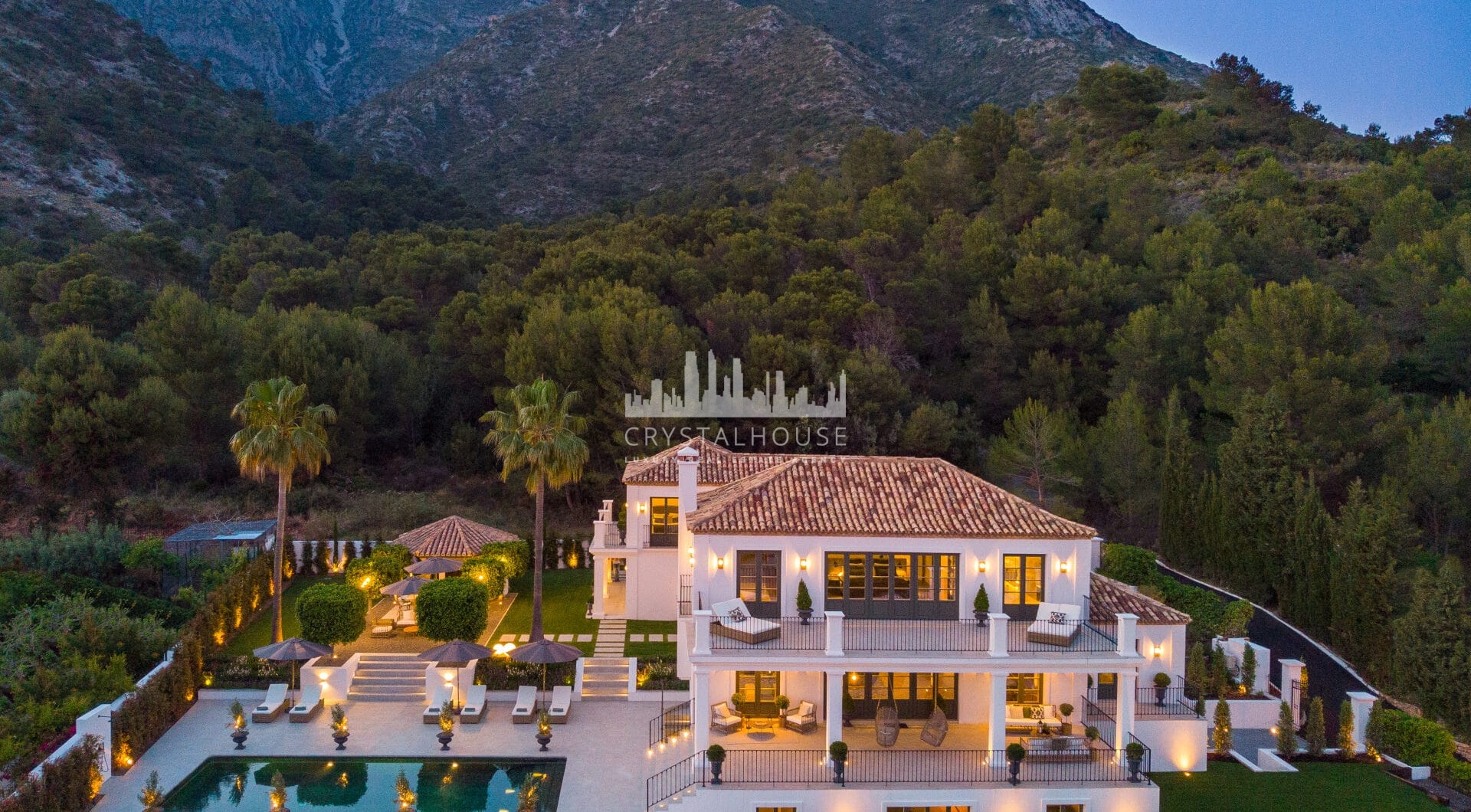 Panoramic Sea &amp; Mountain View Luxury Villa in Sierra Blanca