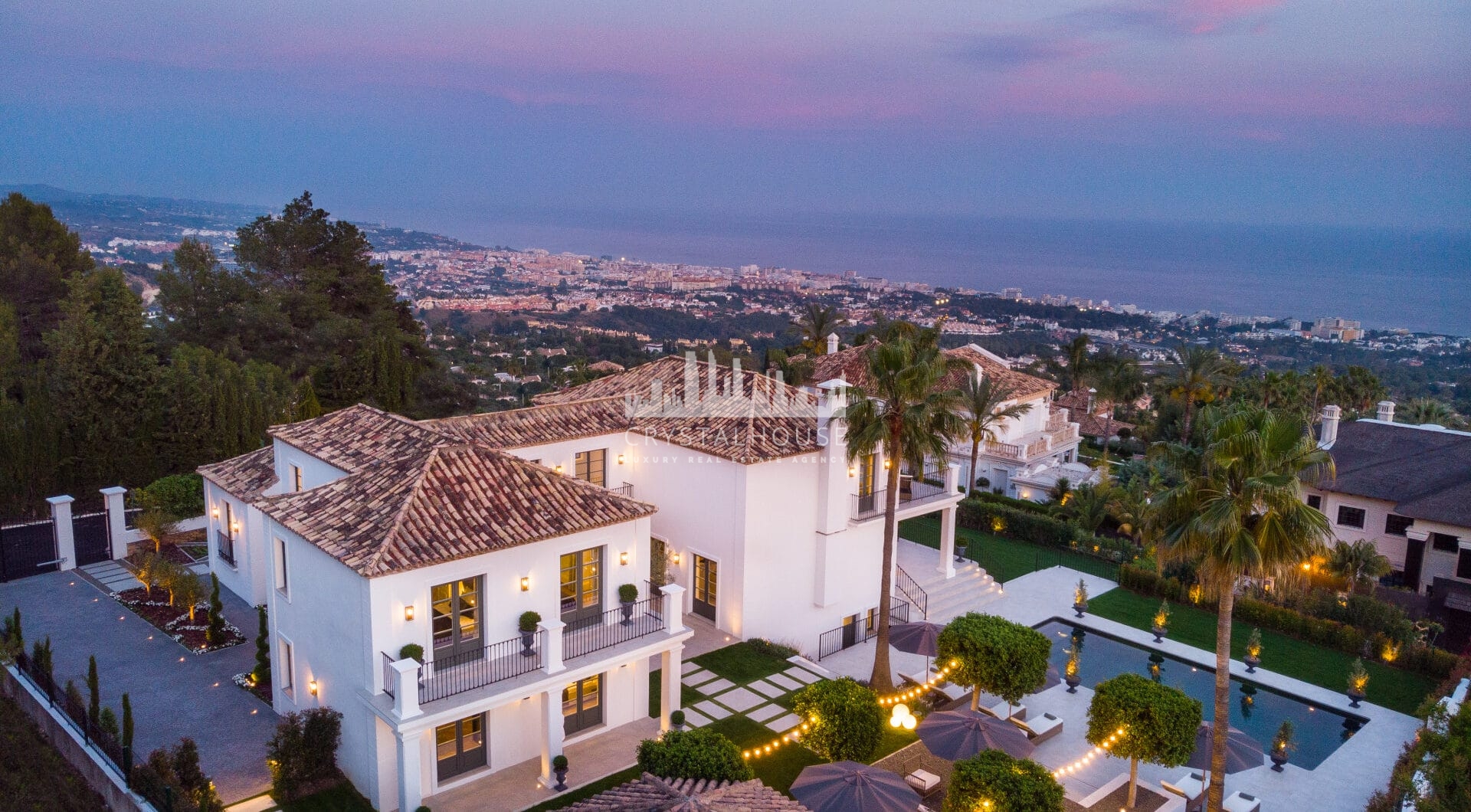 Panoramic Sea &amp; Mountain View Luxury Villa in Sierra Blanca