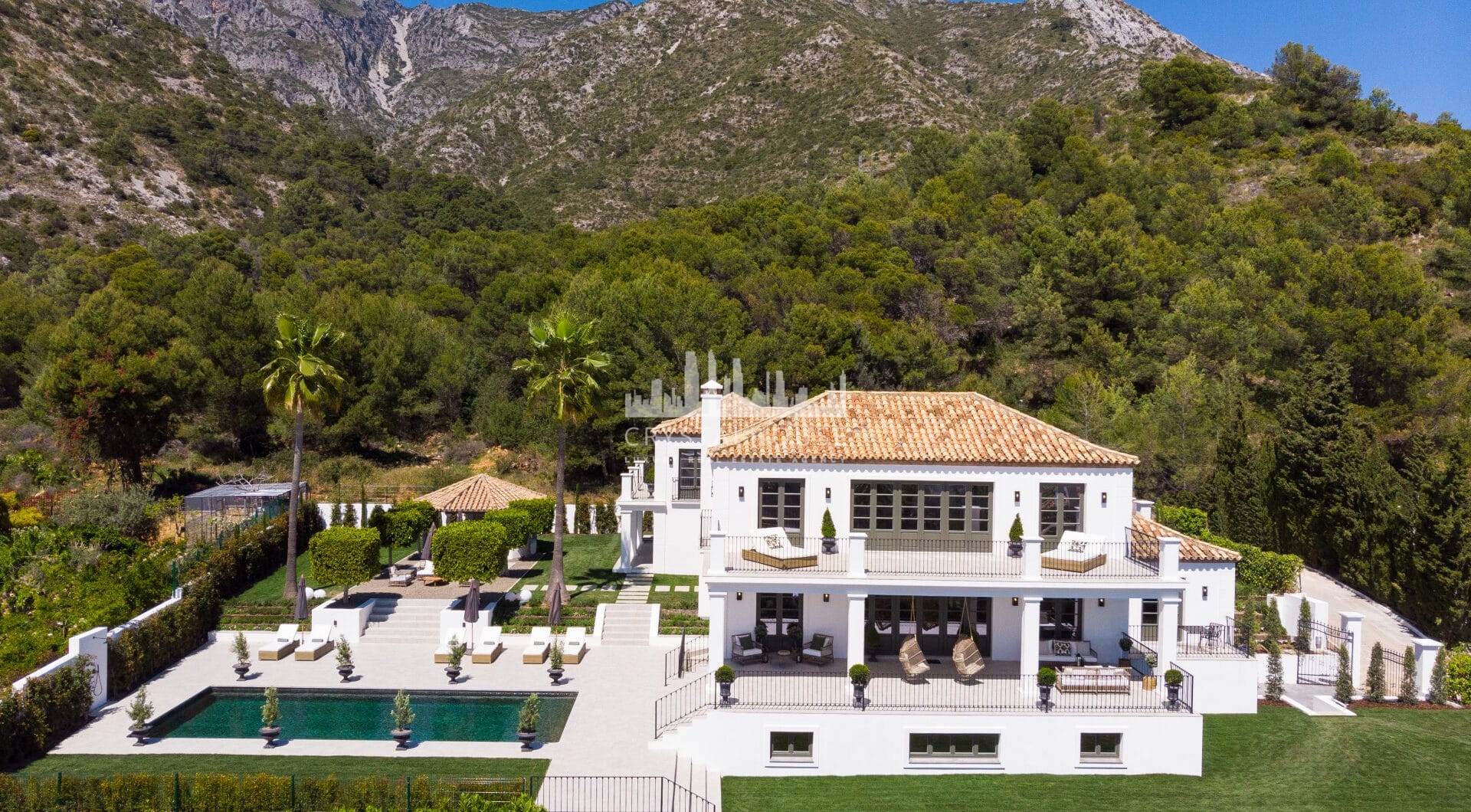 Panoramic Sea &amp; Mountain View Luxury Villa in Sierra Blanca