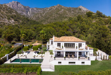 Panoramic Sea &amp; Mountain View Luxury Villa in Sierra Blanca