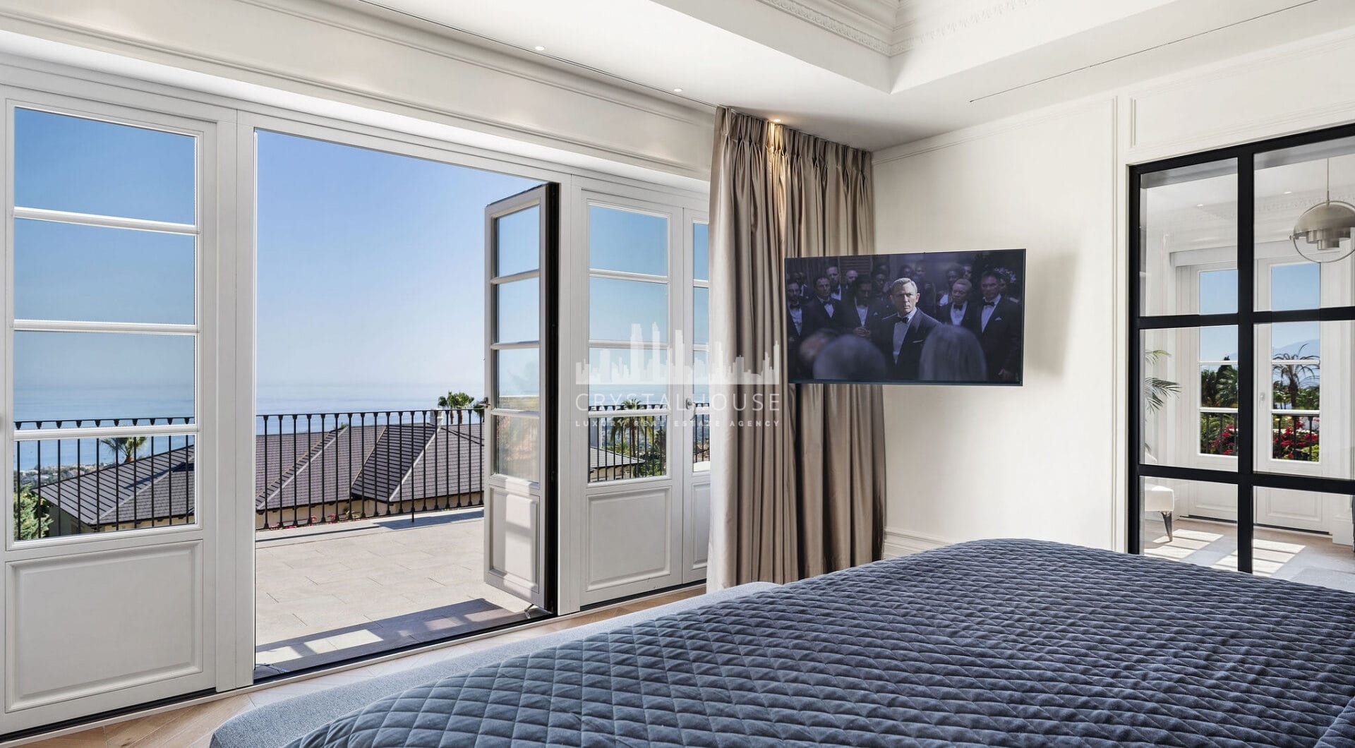 Panoramic Sea &amp; Mountain View Luxury Villa in Sierra Blanca