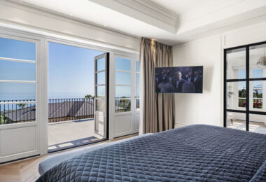 Panoramic Sea &amp; Mountain View Luxury Villa in Sierra Blanca