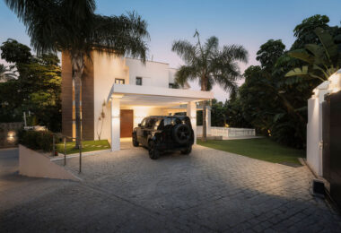 Contemporary Villa Perfect for Families